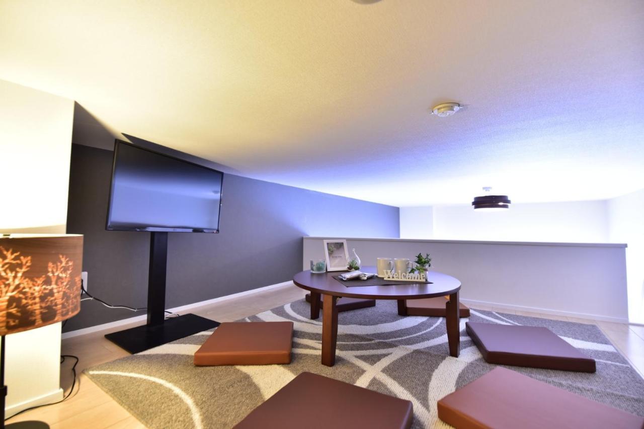 Apartamento モノトーン難波 Osaka Exterior foto