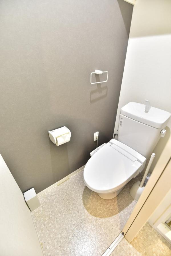Apartamento モノトーン難波 Osaka Exterior foto